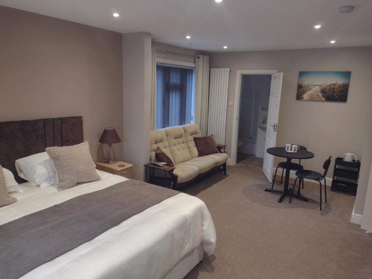 Bure Lodge Christchurch  Bagian luar foto