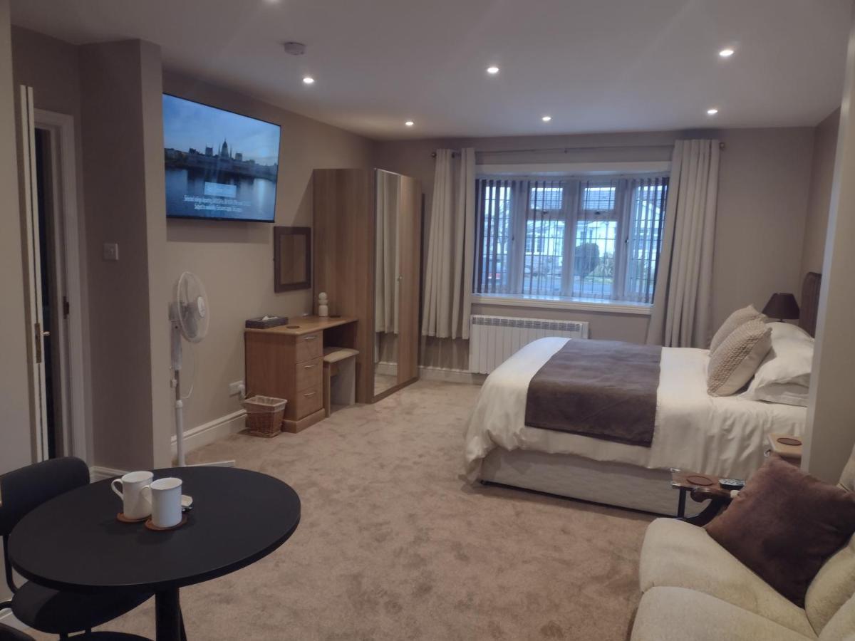 Bure Lodge Christchurch  Bagian luar foto